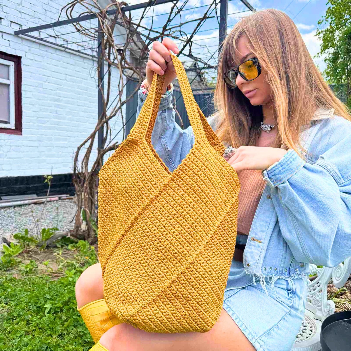 Cute & Easy Crochet Tote Pattern