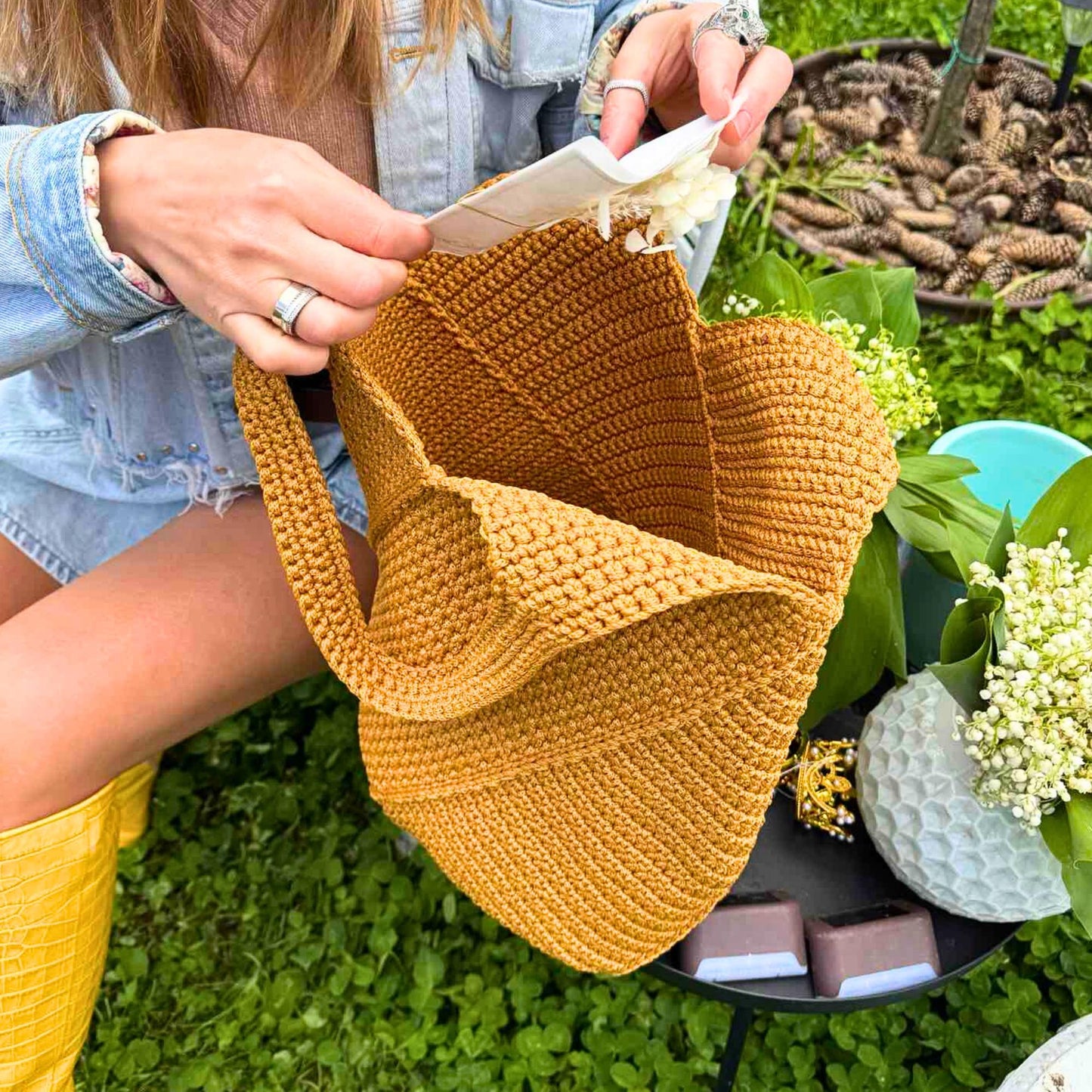Cute & Easy Crochet Tote Pattern
